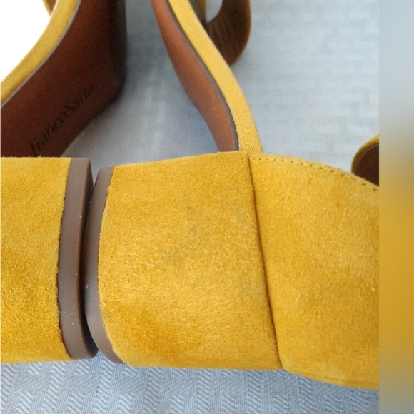 Franco Sarto Low Heeled Yellow Sandals Size 9 - Picture 3 of 8